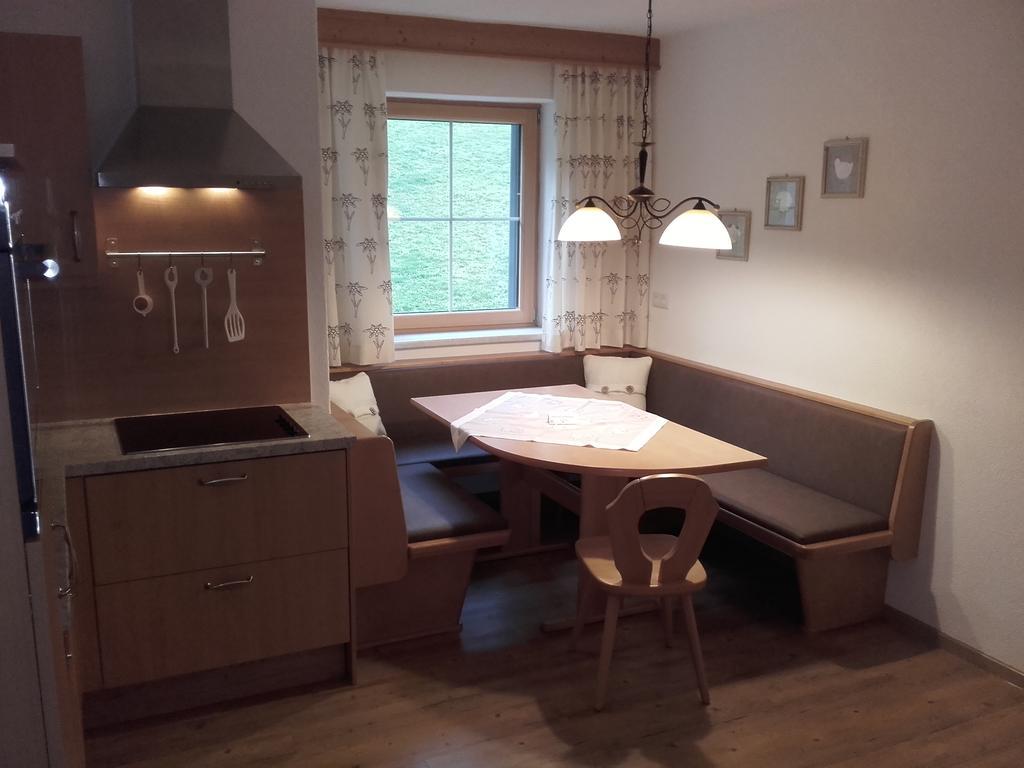 Tirol Appartement Haus Zillertal Zell am Ziller Rom bilde